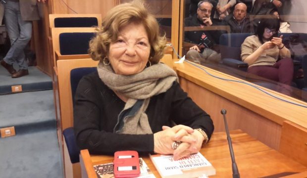 Ciao, Adriana